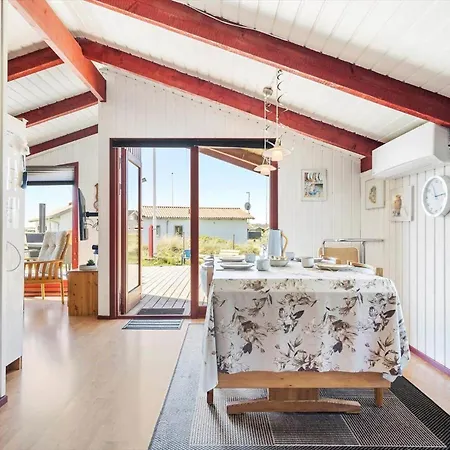 Vakantiehuis 6631-hvide-sande-rebekkavej-4 *